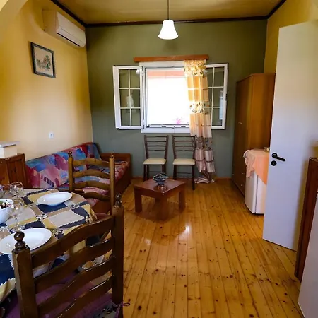Apartment Antigone
