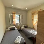 Apartament Antigone *